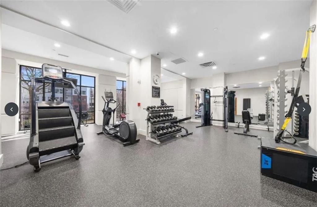 3475 Oak Valley Road NE Unit #870