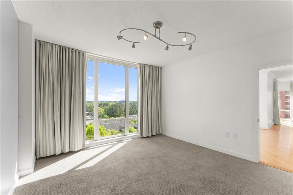 3475 Oak Valley Road NE Unit #870