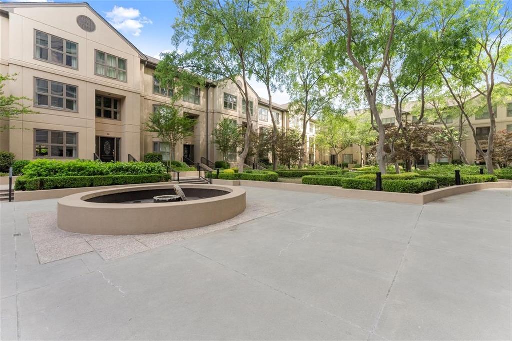 3475 Oak Valley Road NE Unit #870