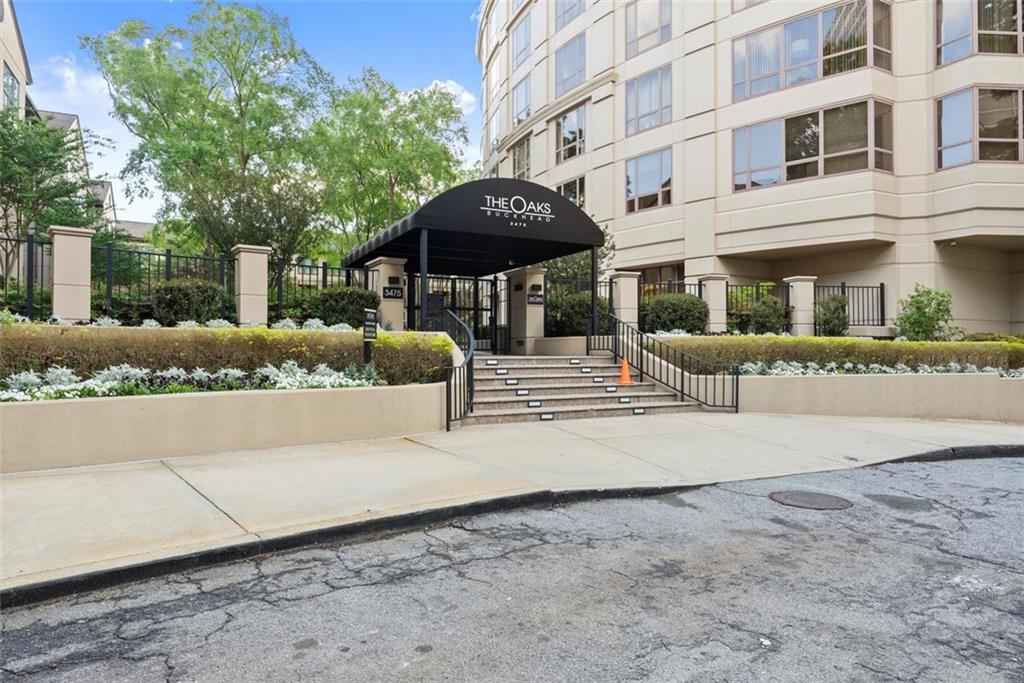 3475 Oak Valley Road NE Unit #870