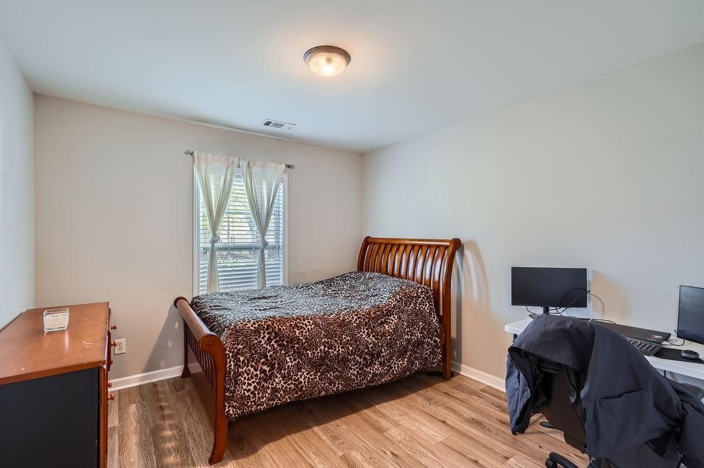 1756 Hedington Court