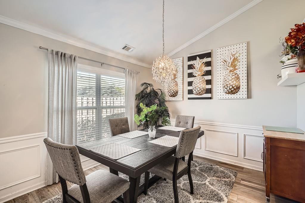 1756 Hedington Court