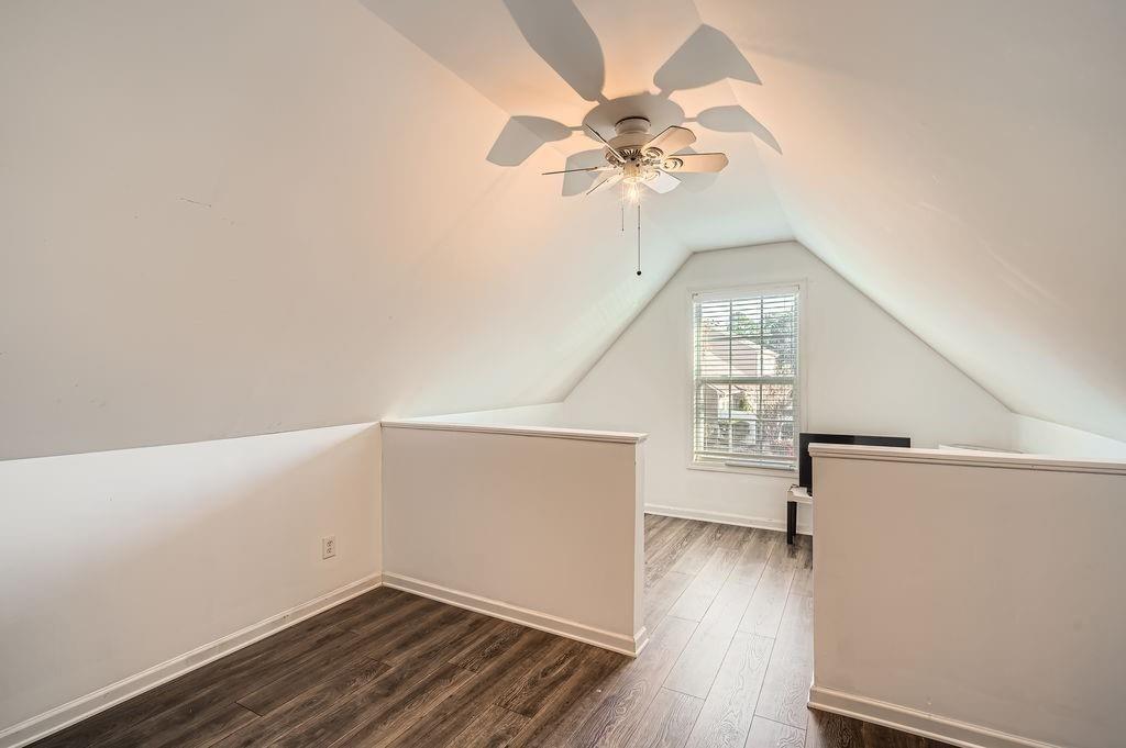 1756 Hedington Court