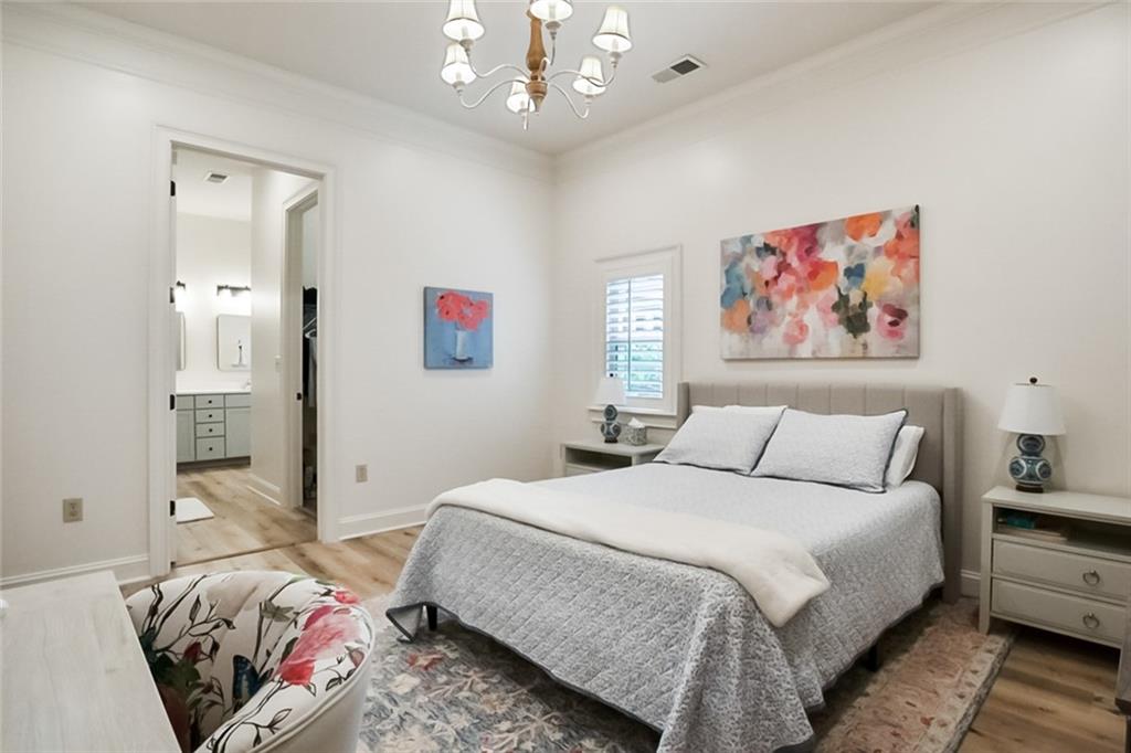 800 Old Plank Square