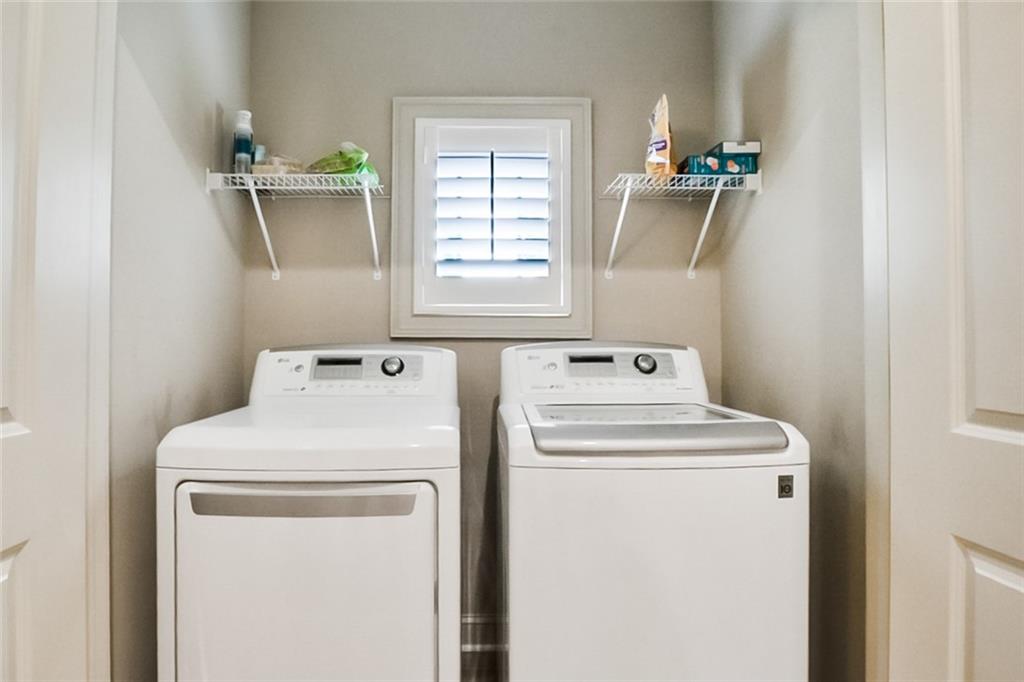 800 Old Plank Square