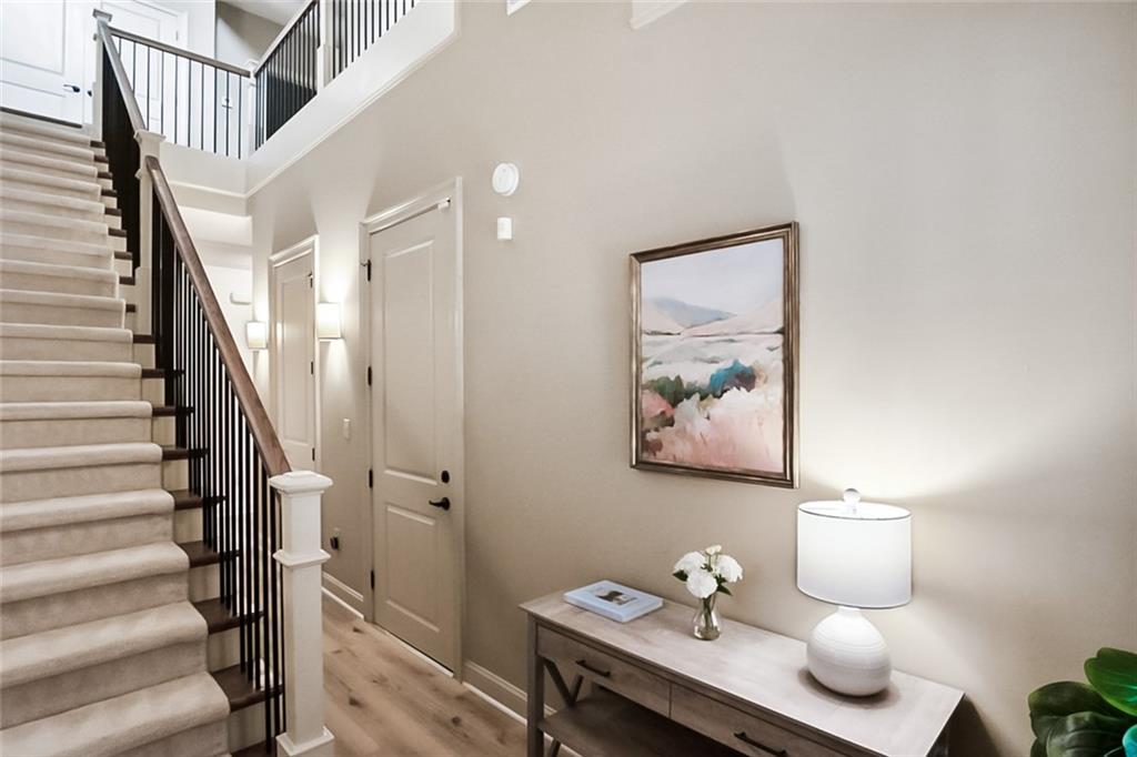 800 Old Plank Square