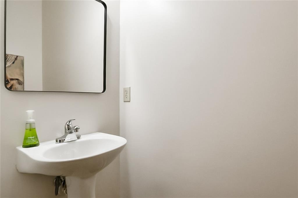 800 Old Plank Square