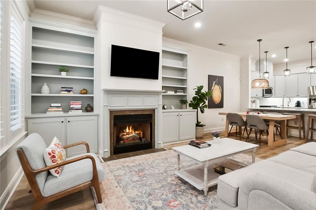 800 Old Plank Square