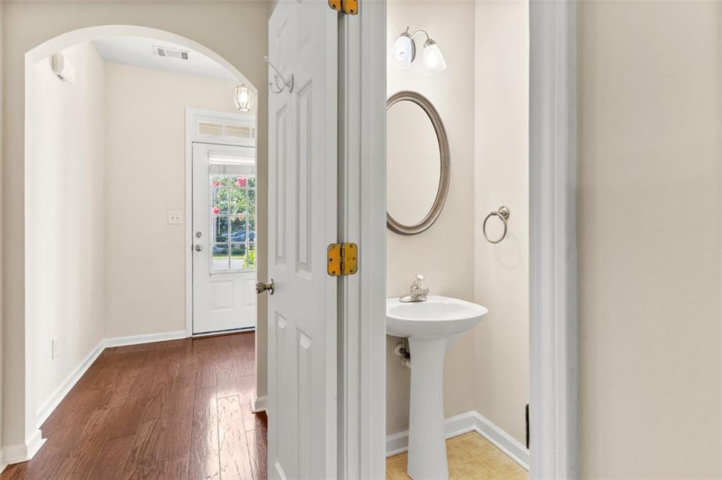 3809 Grovemont Place