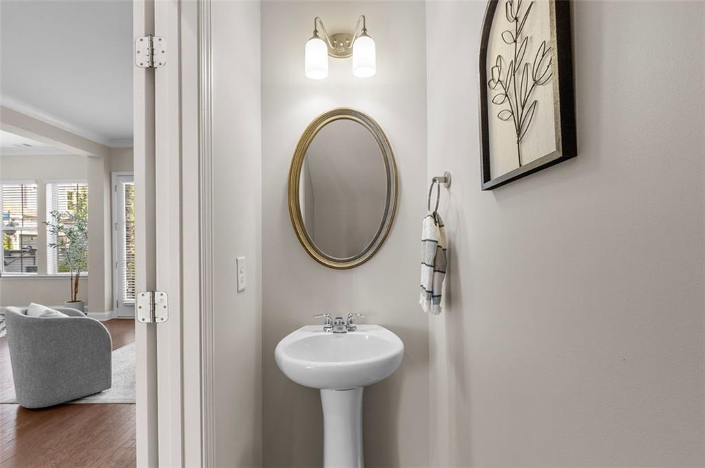 200 Dellwood Drive SE