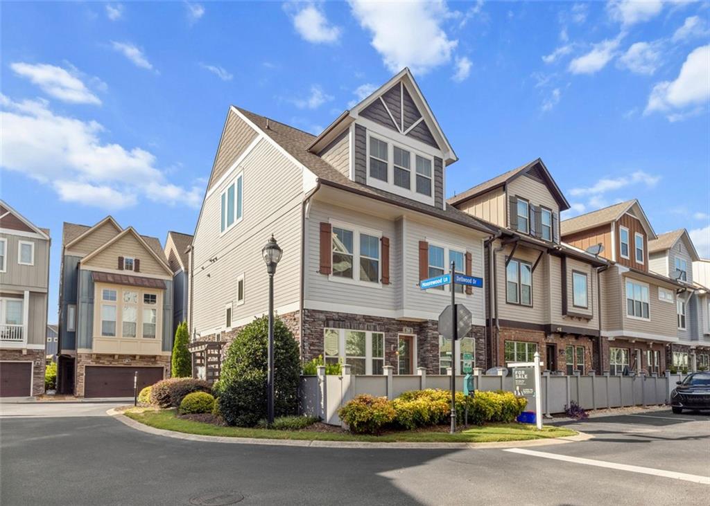 200 Dellwood Drive SE