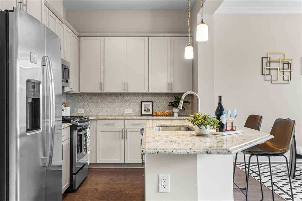 200 Dellwood Drive SE