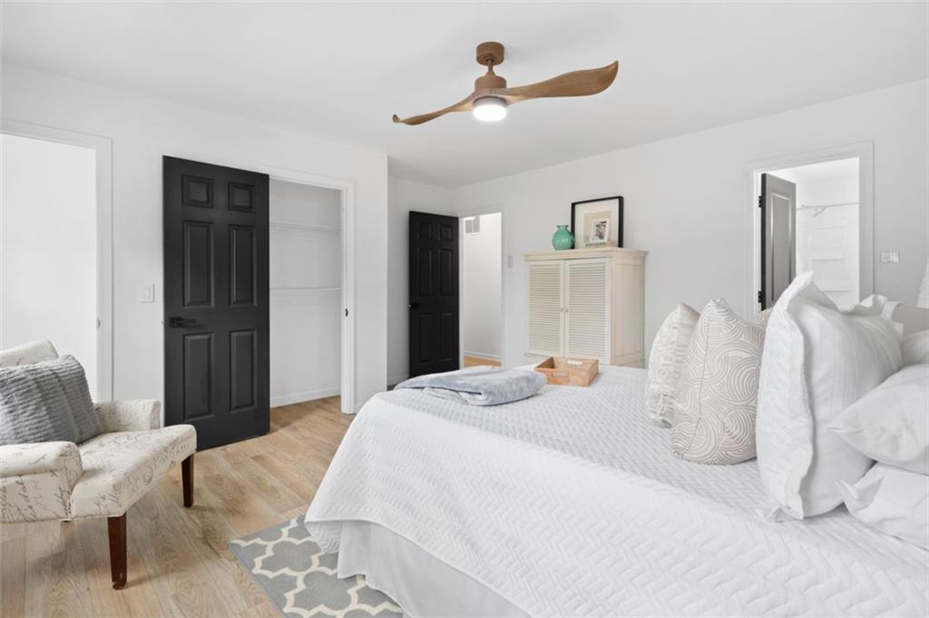 1008 WINDY OAKS Court SE