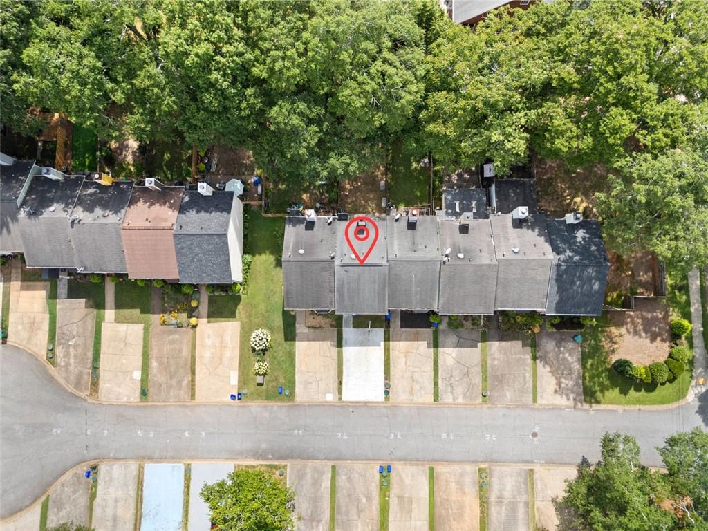 1008 WINDY OAKS Court SE