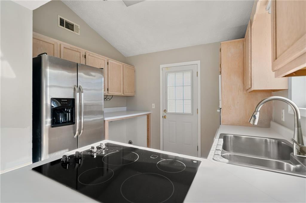 2025 Brittania Circle