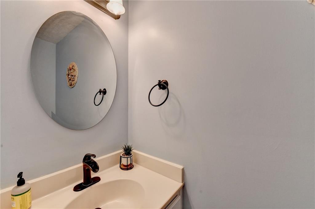 2255 Winthrope Way Drive