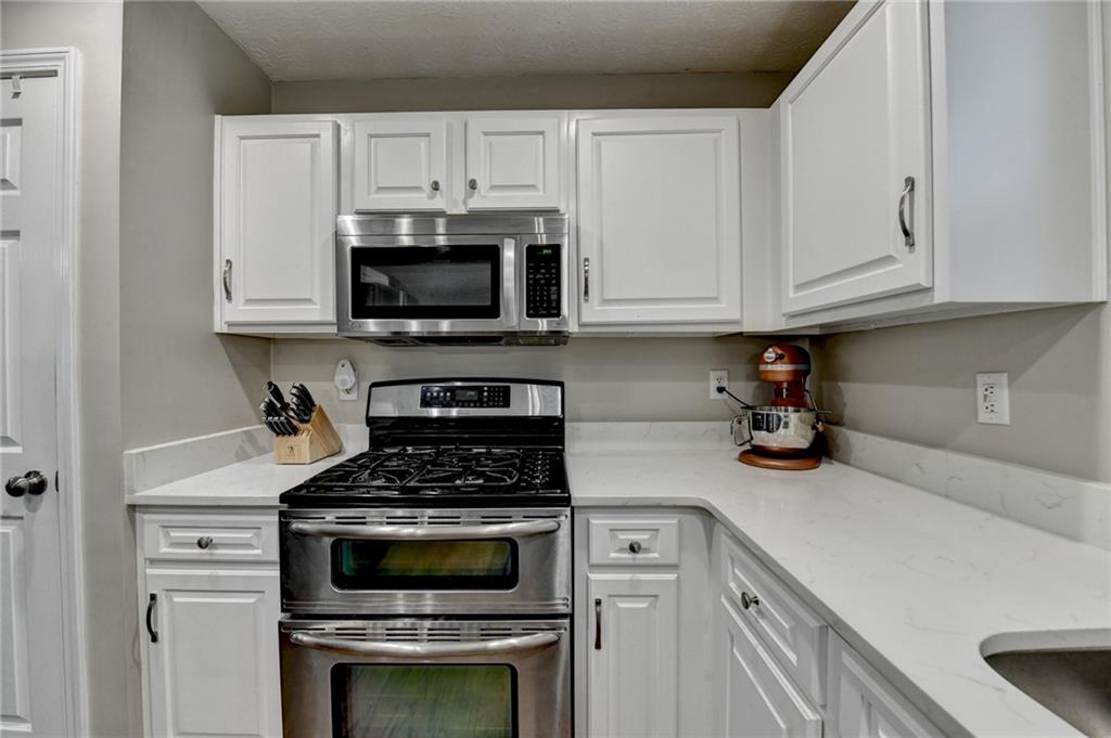 2255 Winthrope Way Drive