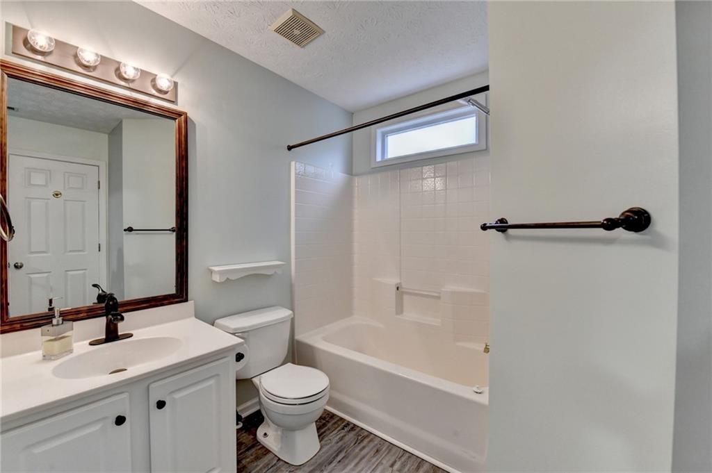 2255 Winthrope Way Drive