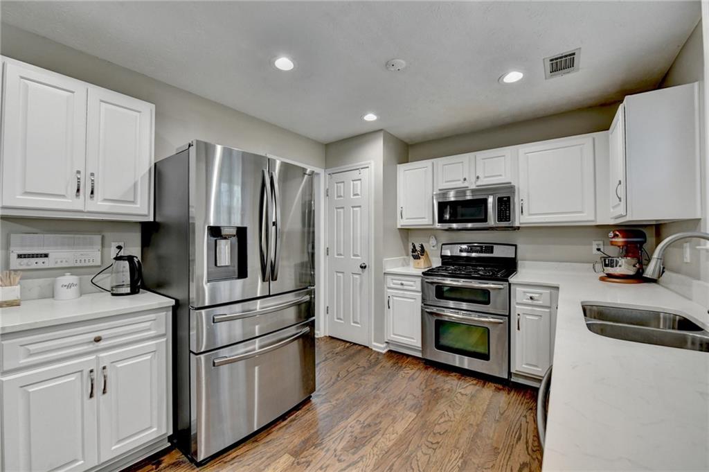 2255 Winthrope Way Drive