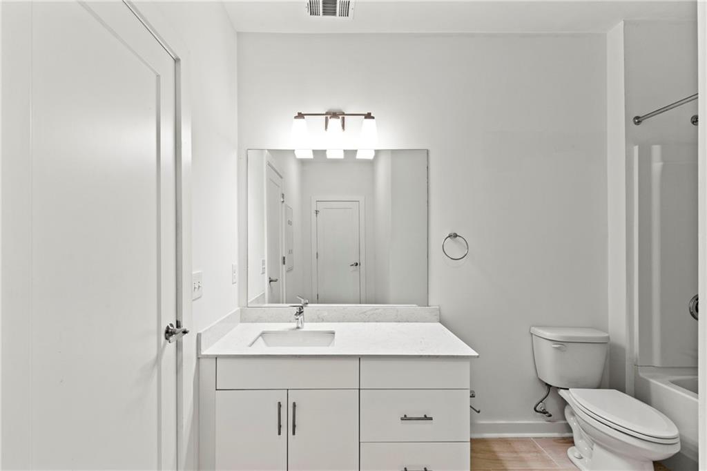 525 Parkway Drive NE Unit 110