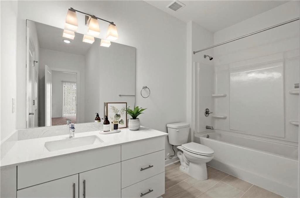 525 Parkway Drive NE Unit 203