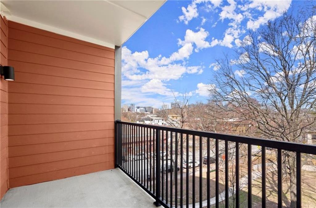 525 Parkway Drive NE Unit 203