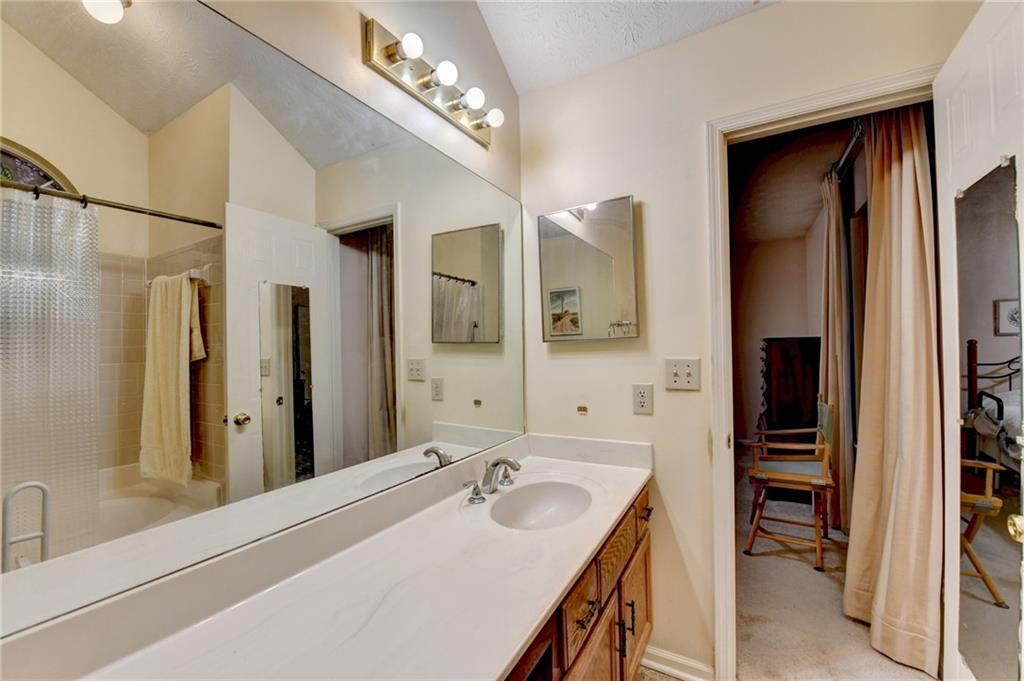 2531 Inverloch Circle