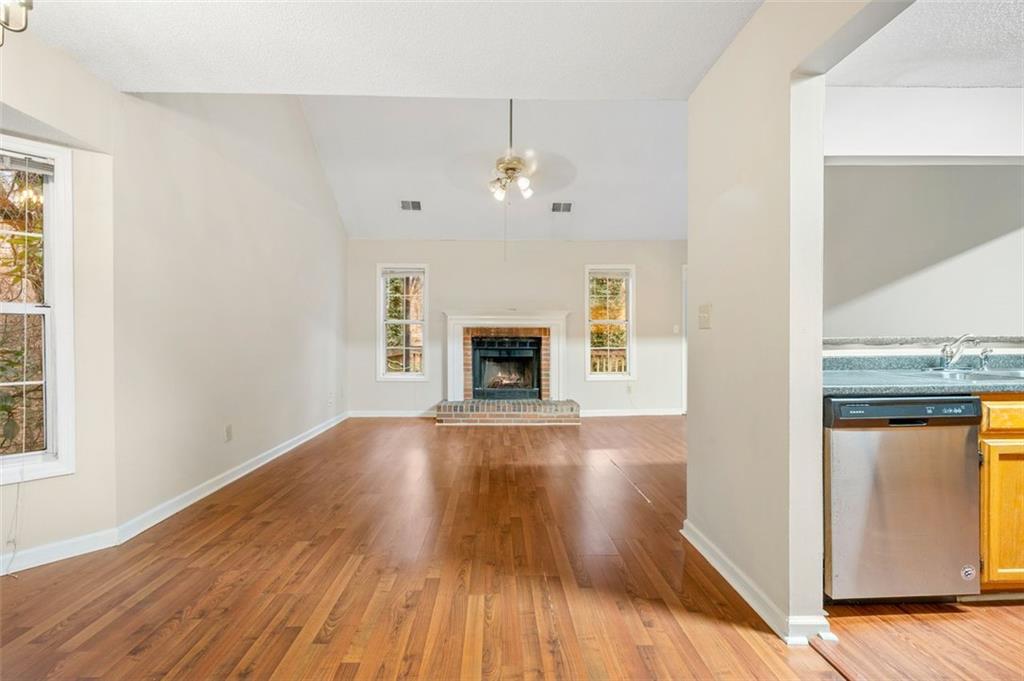 5162 LAUREL BRIDGE Court SE