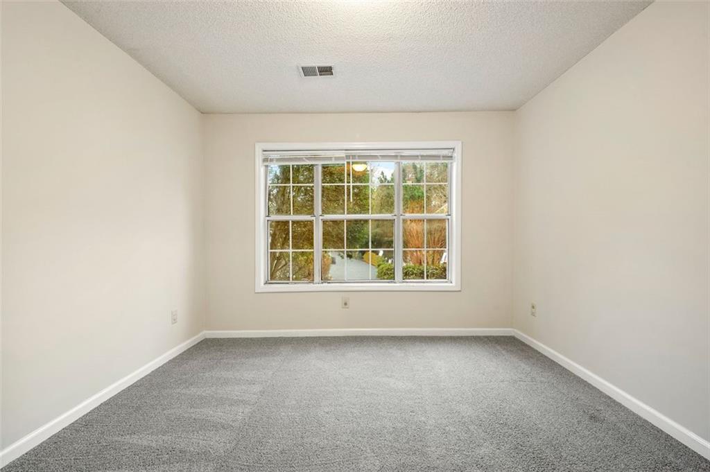 5162 LAUREL BRIDGE Court SE