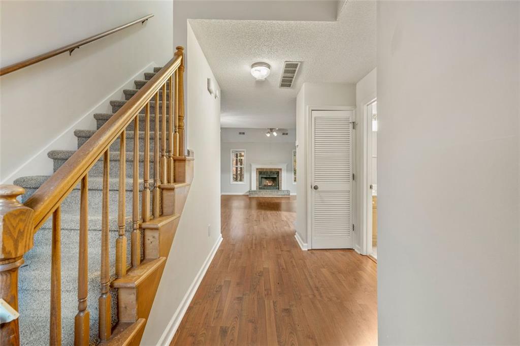 5162 LAUREL BRIDGE Court SE