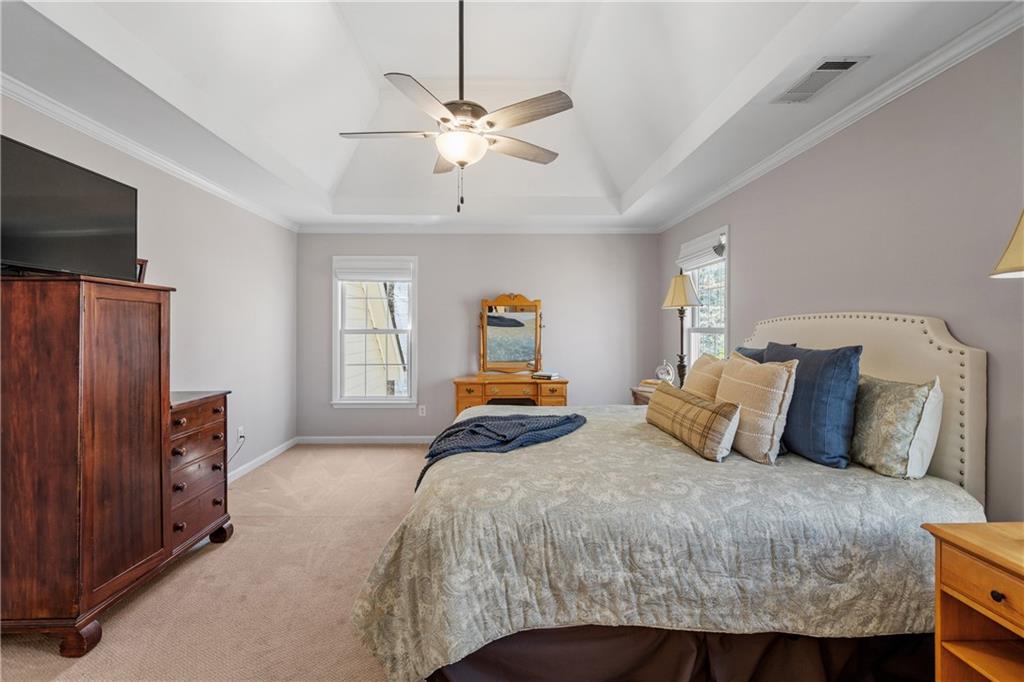 975 Taylor Parkway
