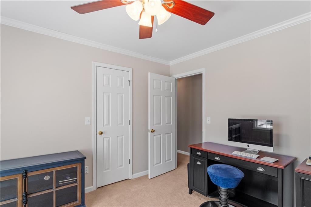 975 Taylor Parkway