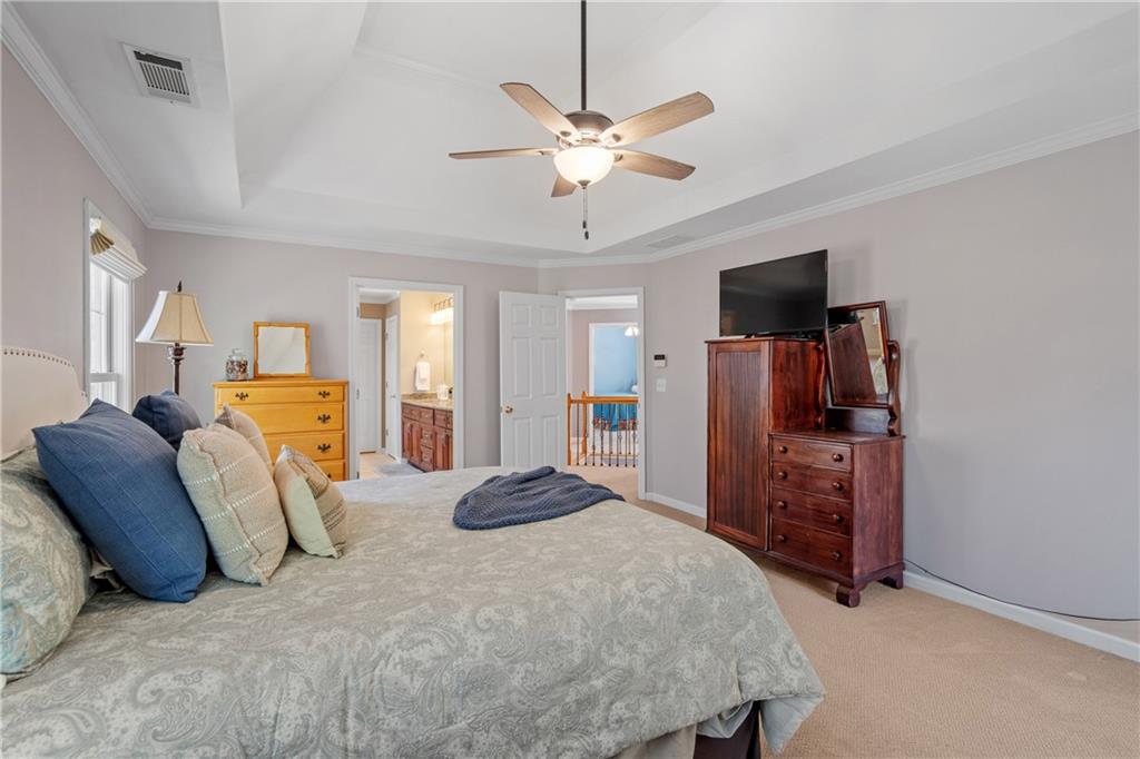975 Taylor Parkway