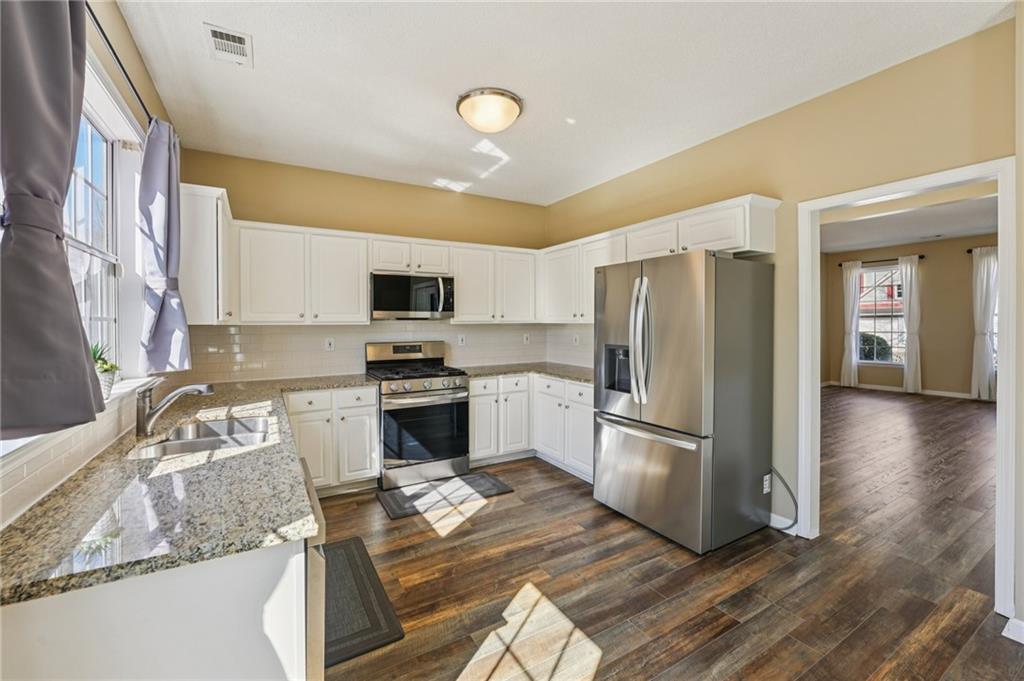 3320 Ridgefair Drive