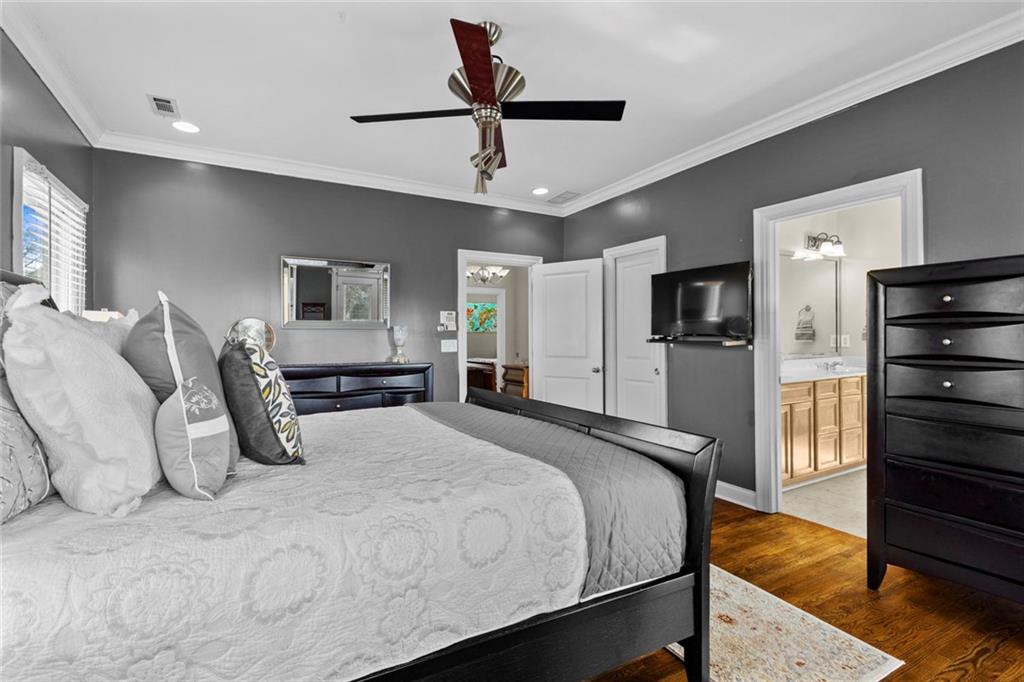 786 SE Connally Street SE