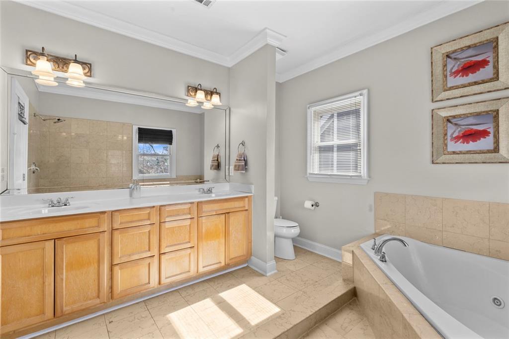 786 SE Connally Street SE