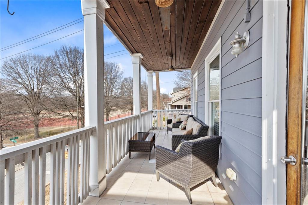 786 SE Connally Street SE