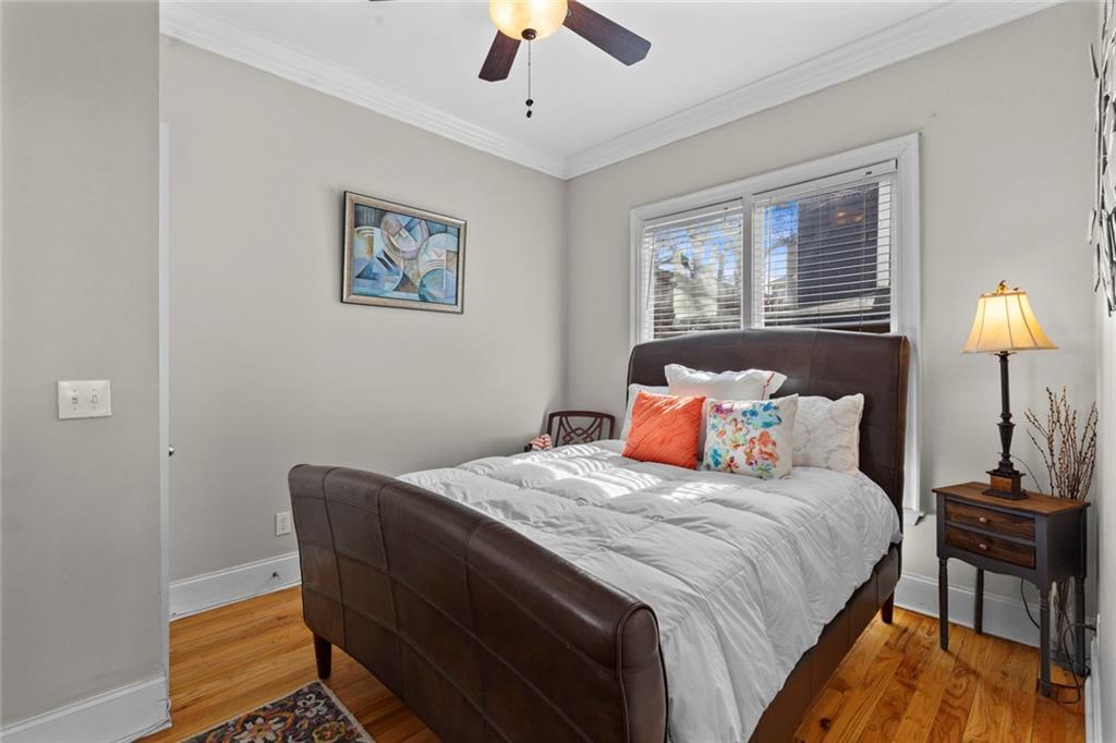 786 SE Connally Street SE