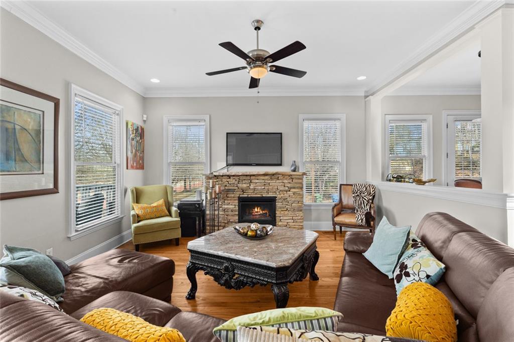 786 SE Connally Street SE