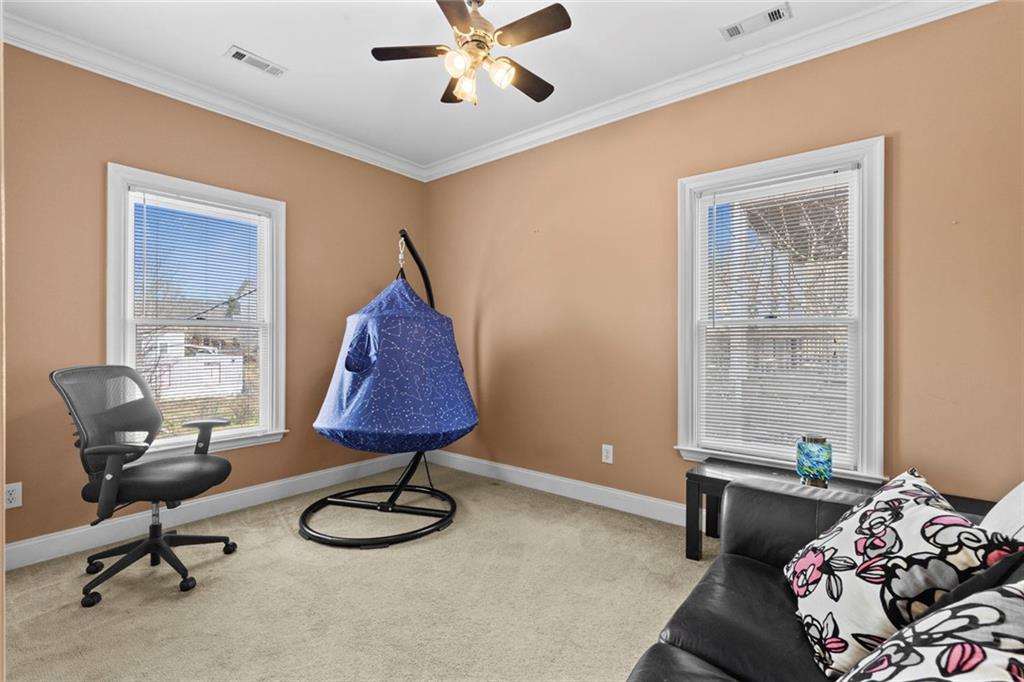 786 SE Connally Street SE