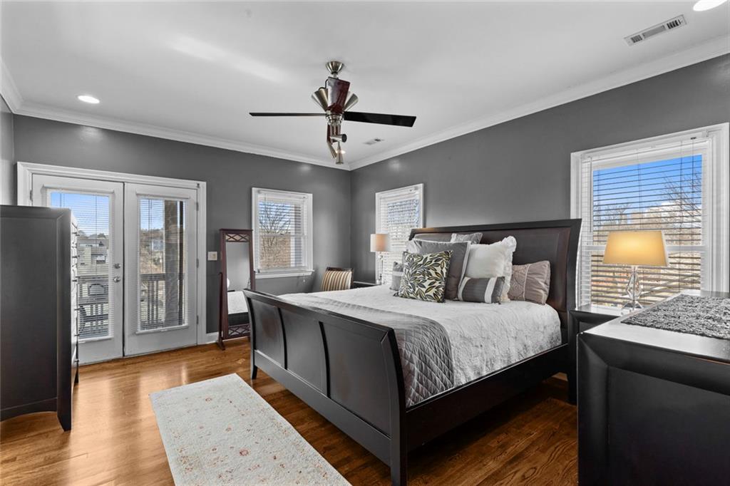 786 SE Connally Street SE