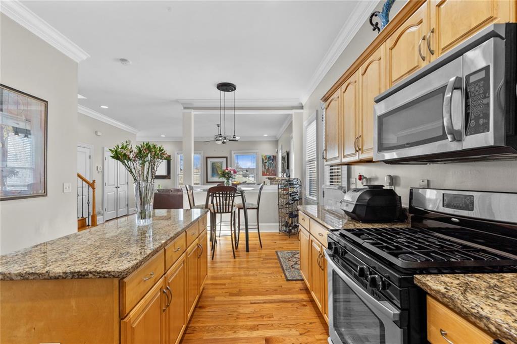 786 SE Connally Street SE