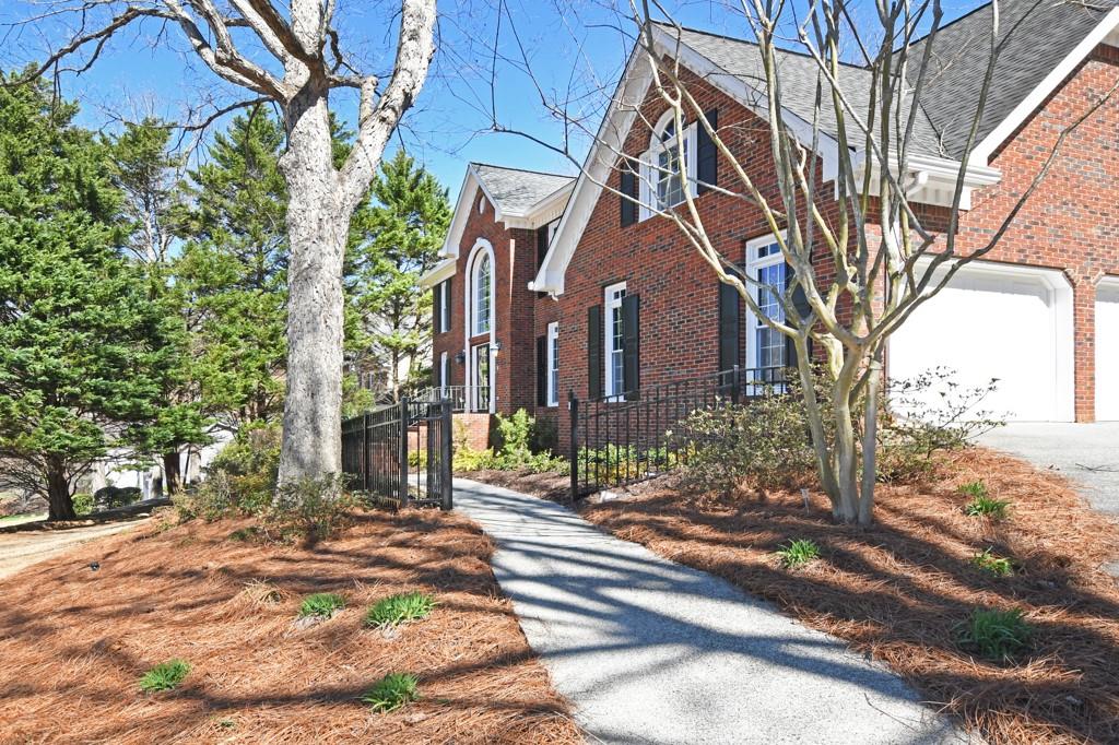 4409 Windsor Oaks Circle