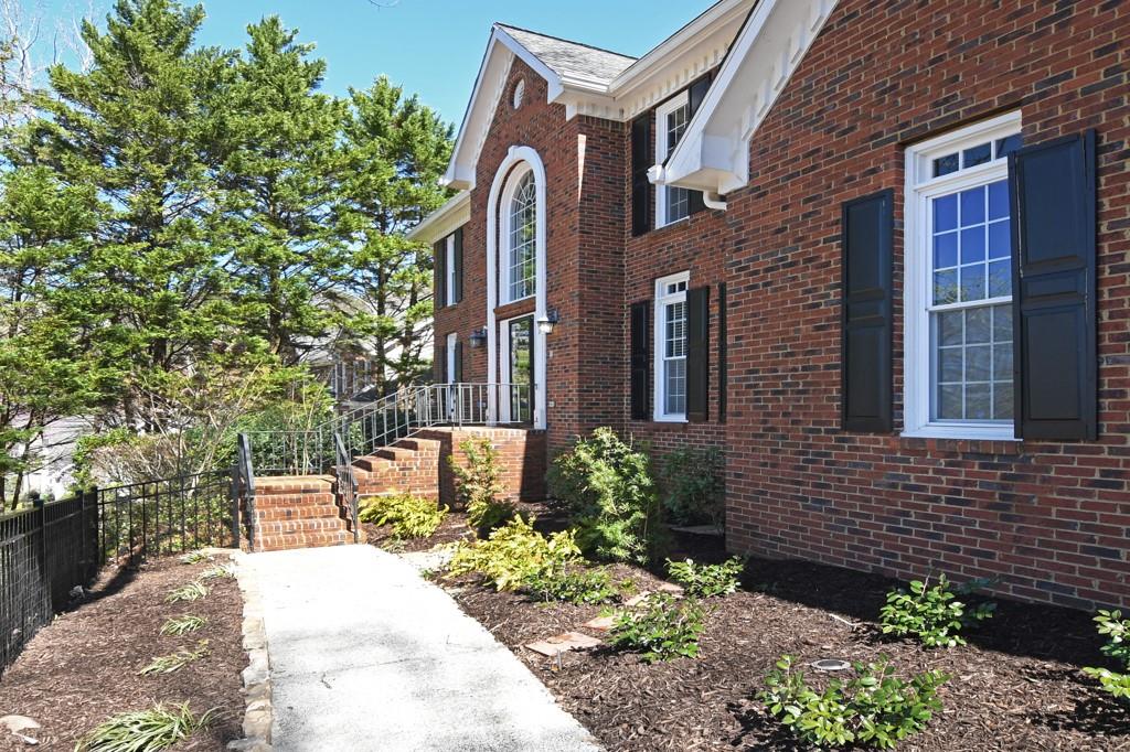 4409 Windsor Oaks Circle