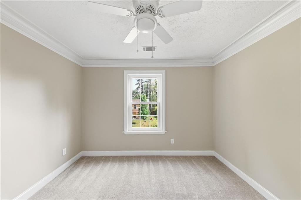 310 Knoll Ridge