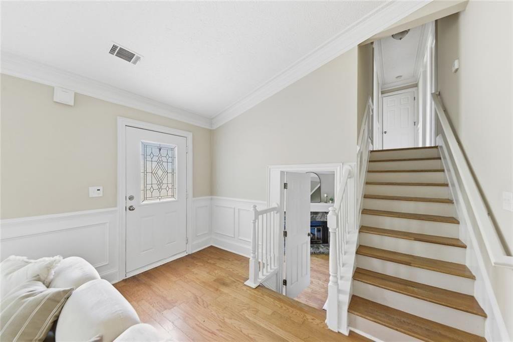 310 Knoll Ridge