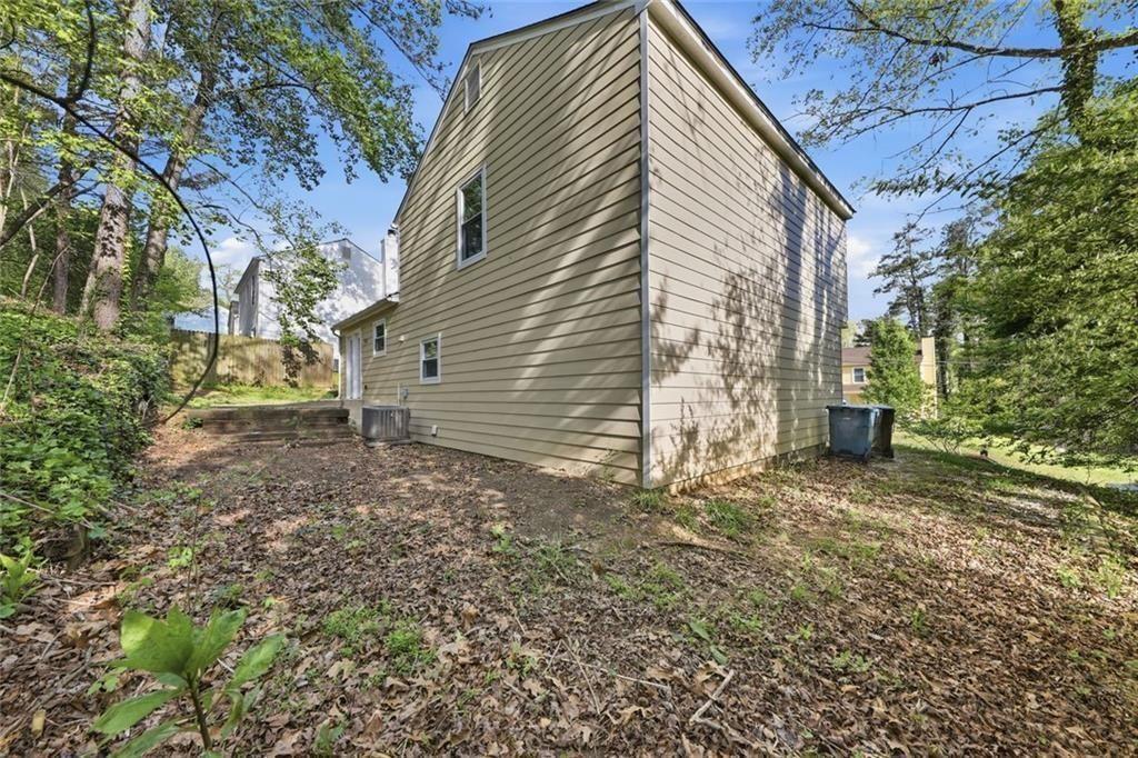310 Knoll Ridge