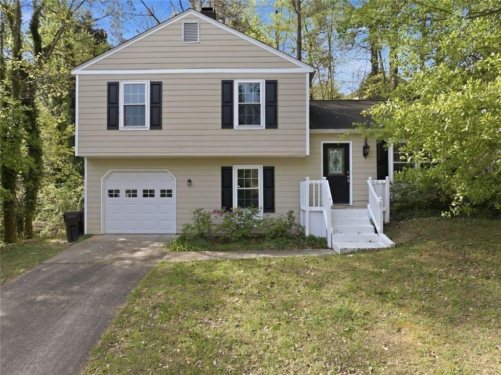 310 Knoll Ridge