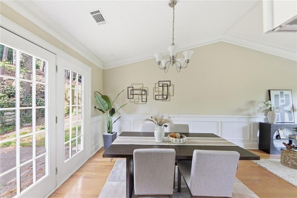 310 Knoll Ridge