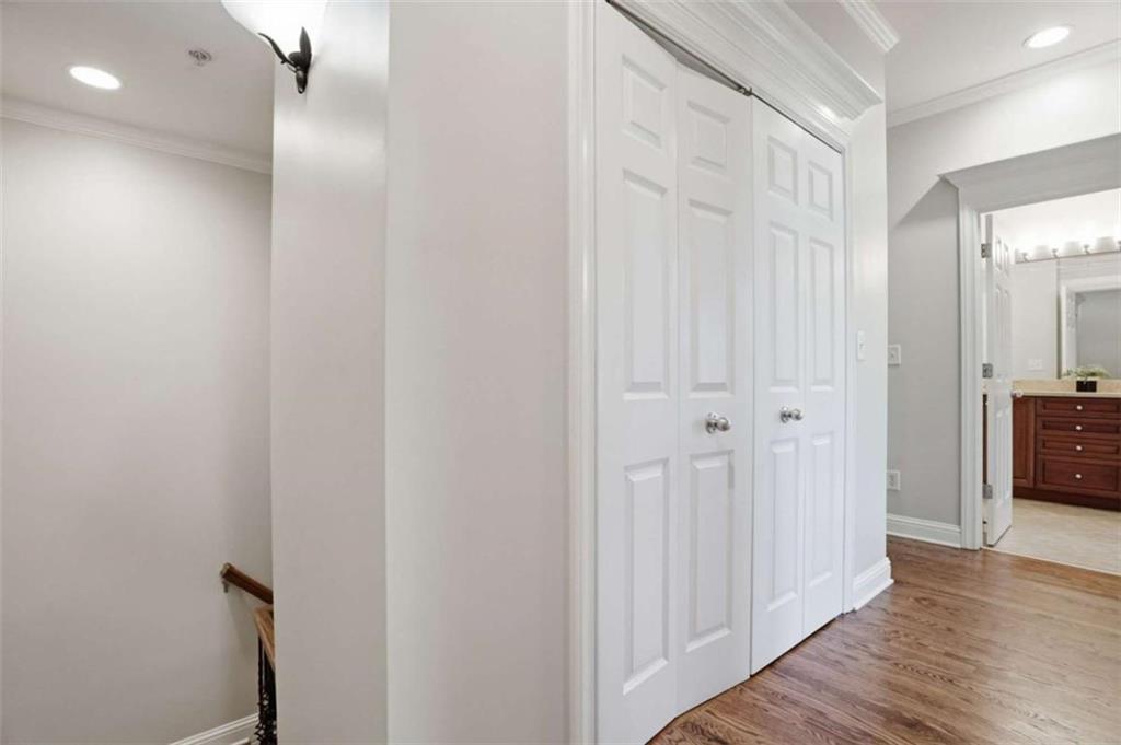782 Clifton Heights Lane